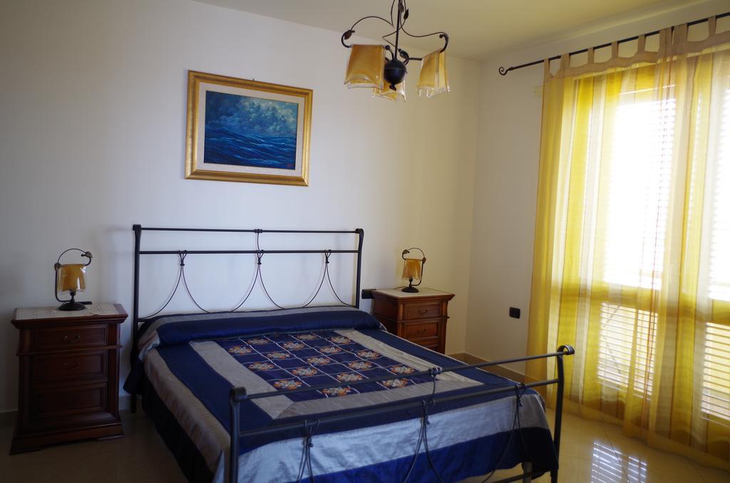 B&B La Pineta SantʼAntìoco Extérieur photo
