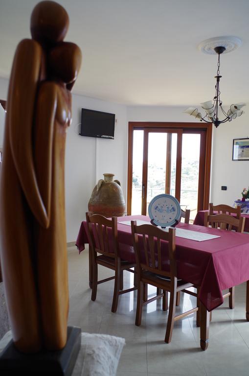B&B La Pineta SantʼAntìoco Extérieur photo